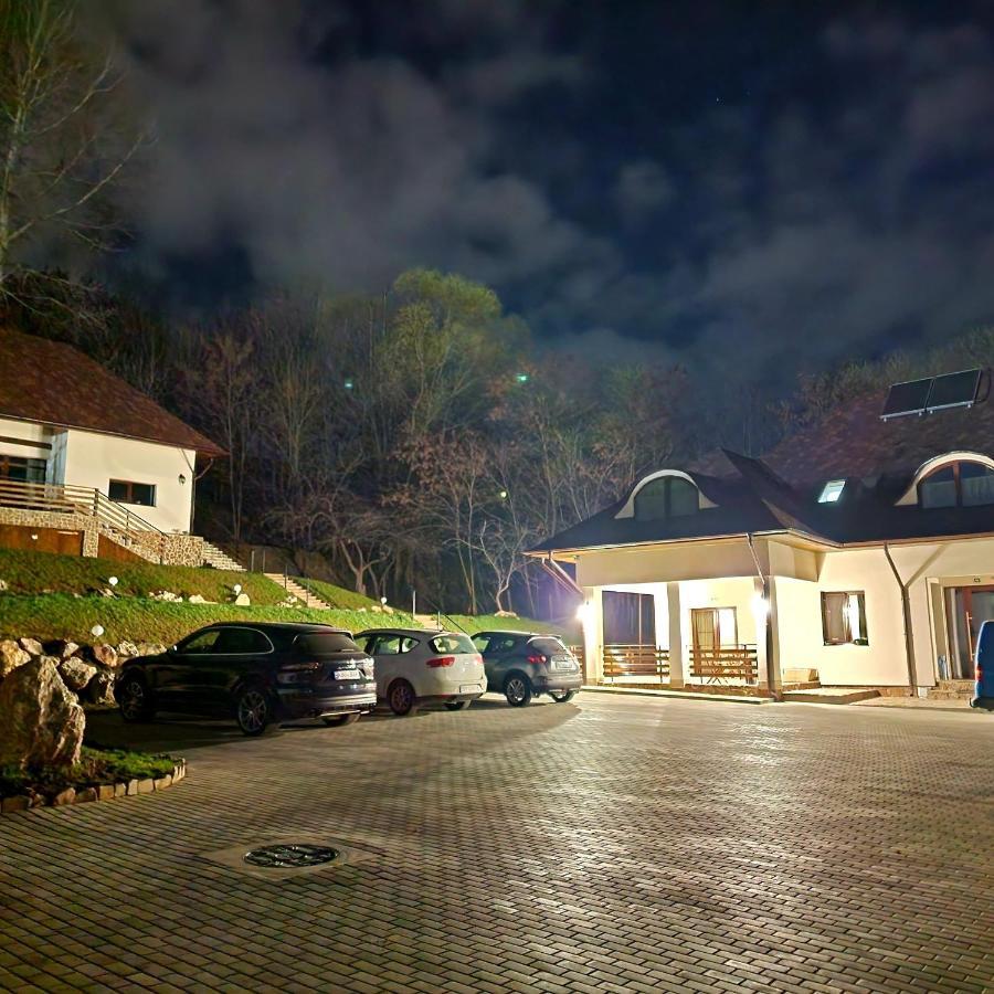 Provence Suceava 호텔 외부 사진