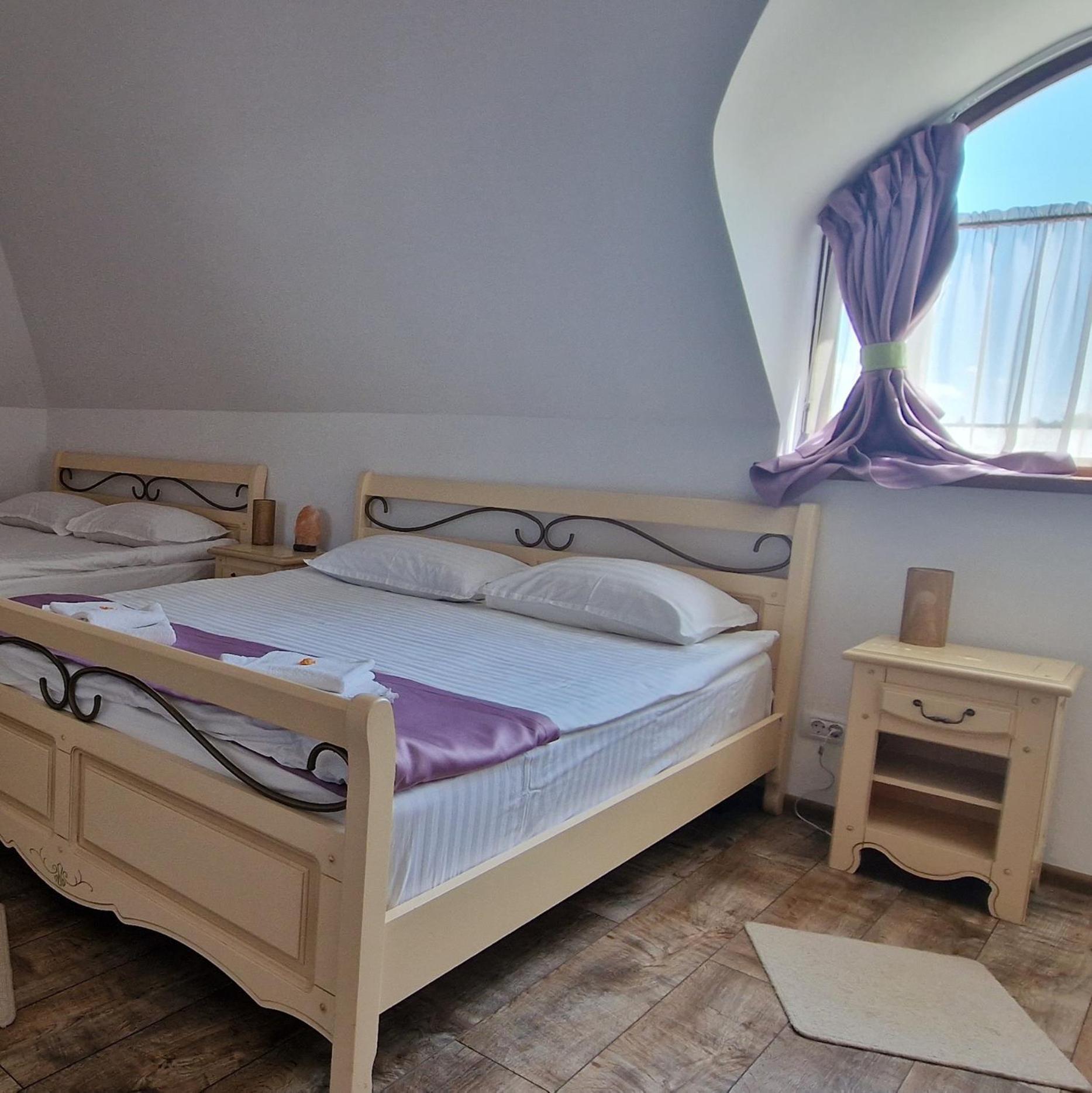 Provence Suceava 호텔 외부 사진